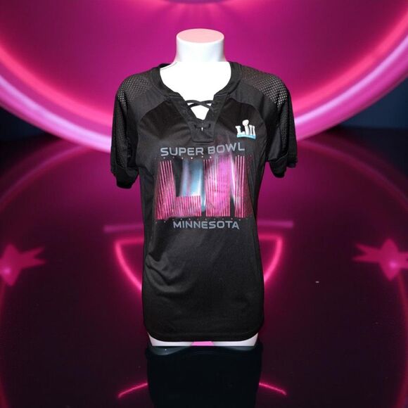 NWT Super Bowl LII Majestic Women's Game Day Draft Me V-Neck T-Shirt Small - Picture 1 of 4